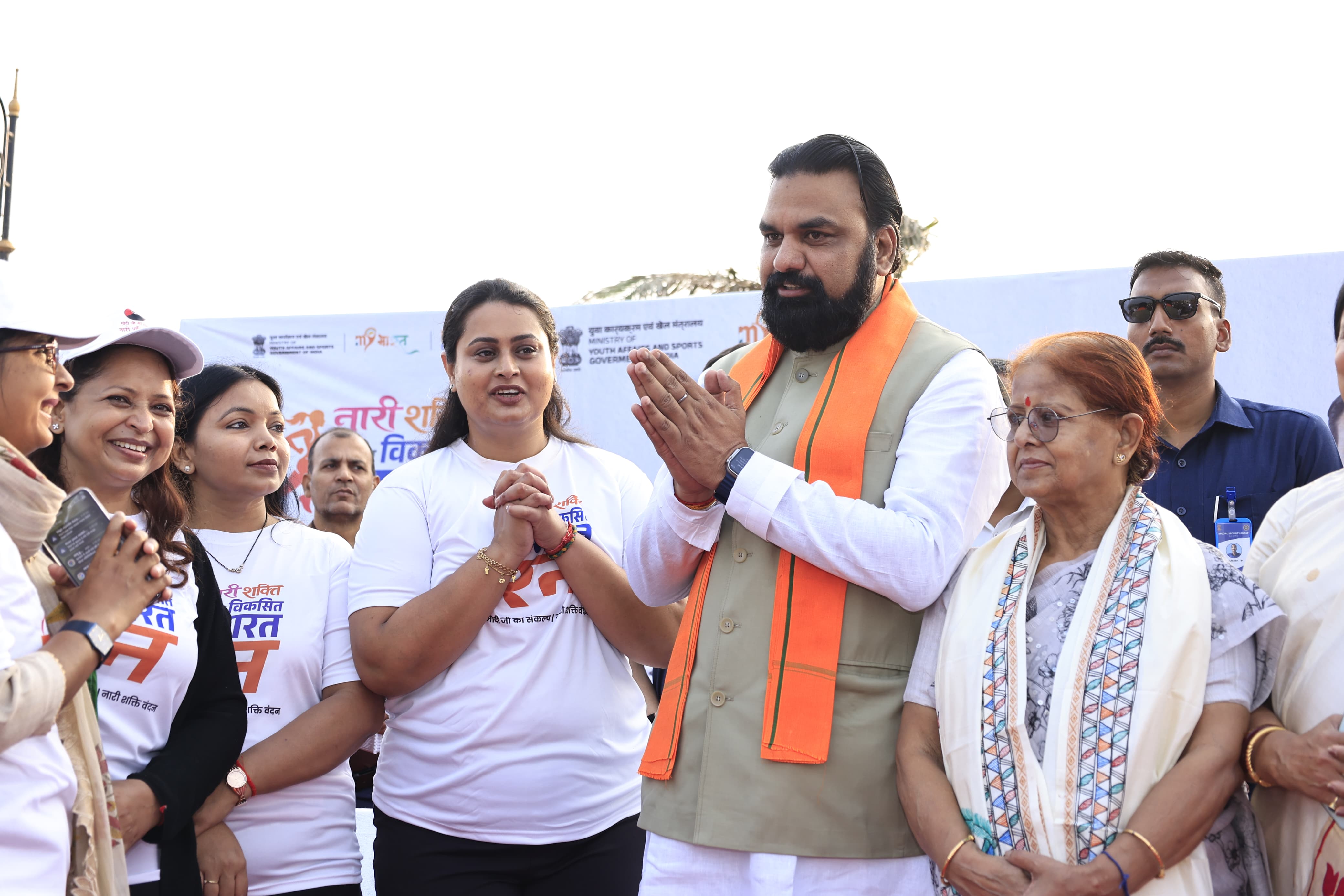 IMGDonec metus orci, malesuada et lectus vitae